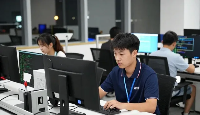 从旧房翻新说起：智能客服系统软件定制开发流程